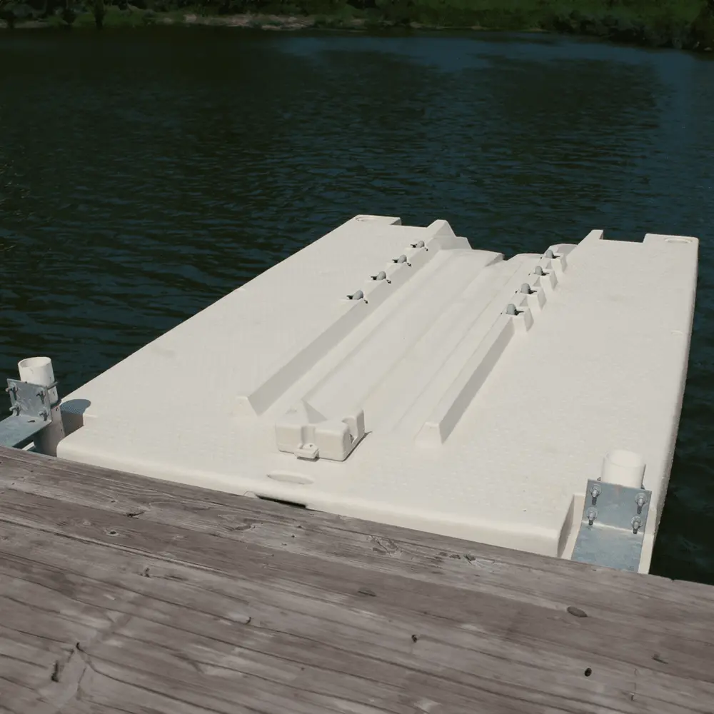 11'8" x 7'6" Drive On Dock