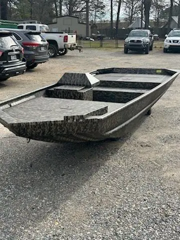 15 x 42 MUV Duck Boat w/ Side Console photo 3